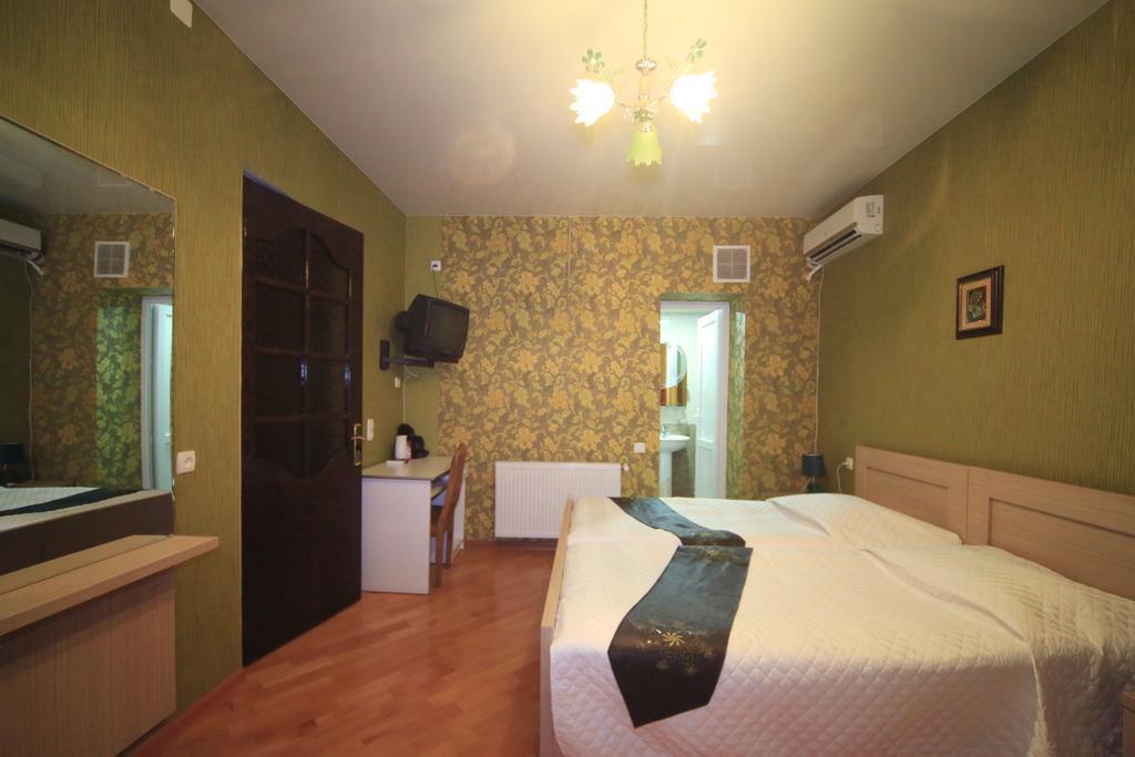 Hotel Edelweiss Kutaissi Exterior foto
