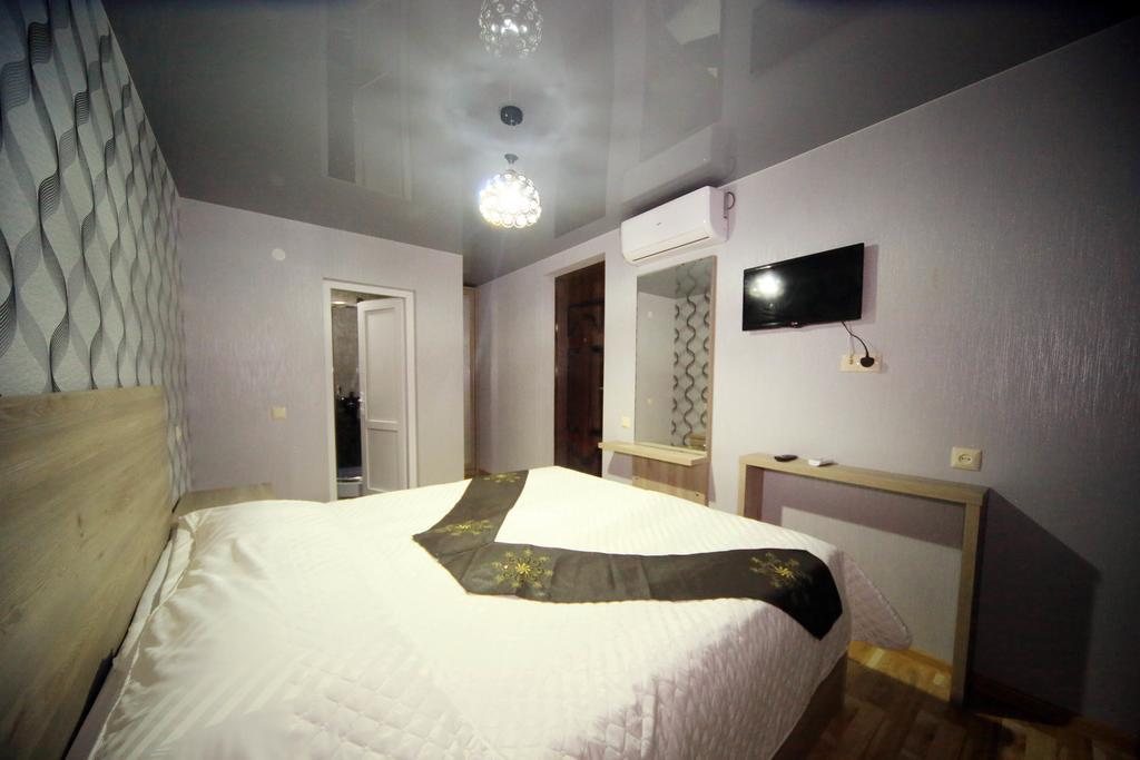 Hotel Edelweiss Kutaissi Exterior foto