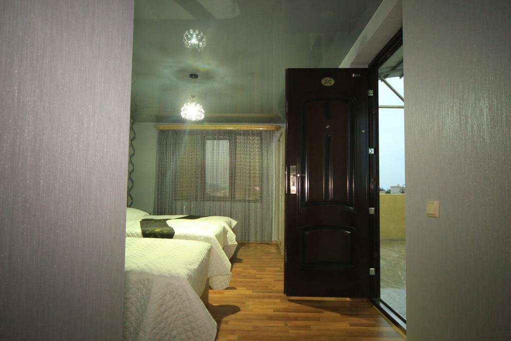 Hotel Edelweiss Kutaissi Exterior foto